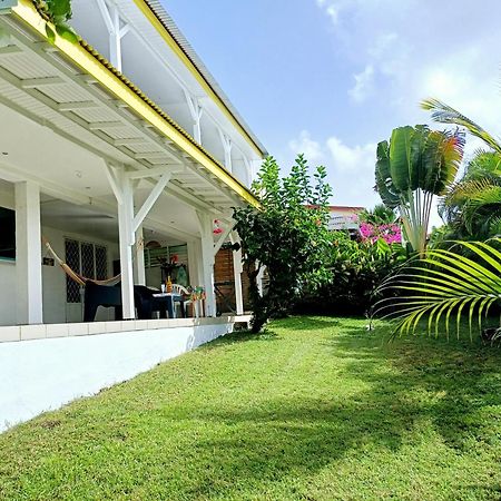 Sainte-Luce 2 T1 Hibiscus Et Colibris Apartment Exterior photo